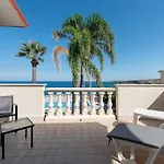 The View - Waterfront With Pool *
